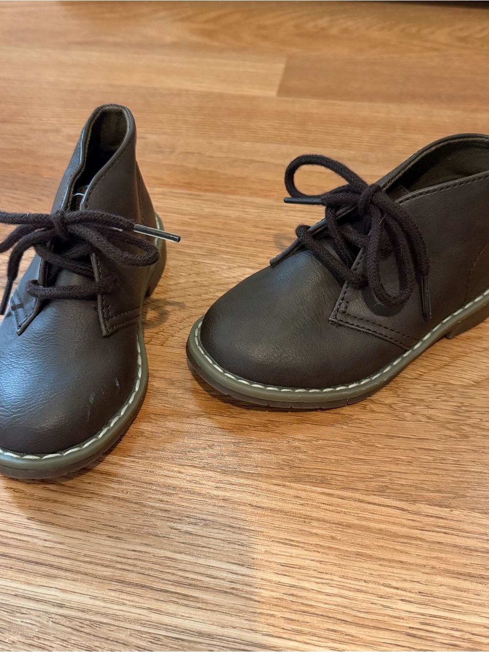 The Children’s Place Toddler Size 8 Shoes